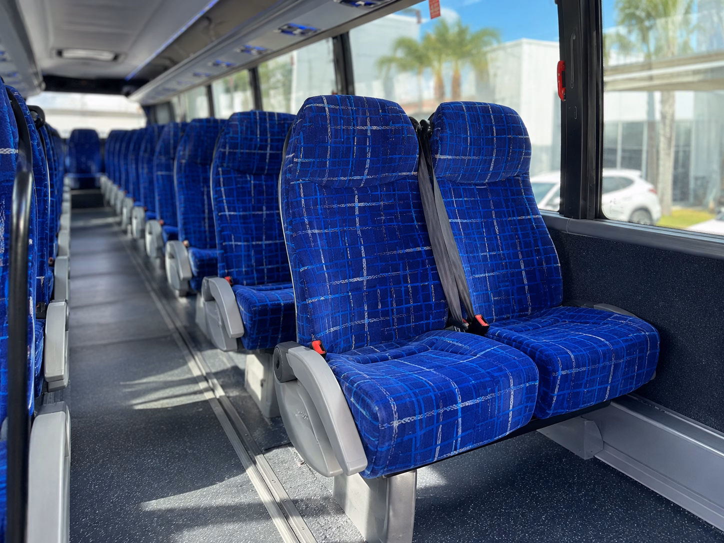 cincinnati construction and film crew shuttle buses