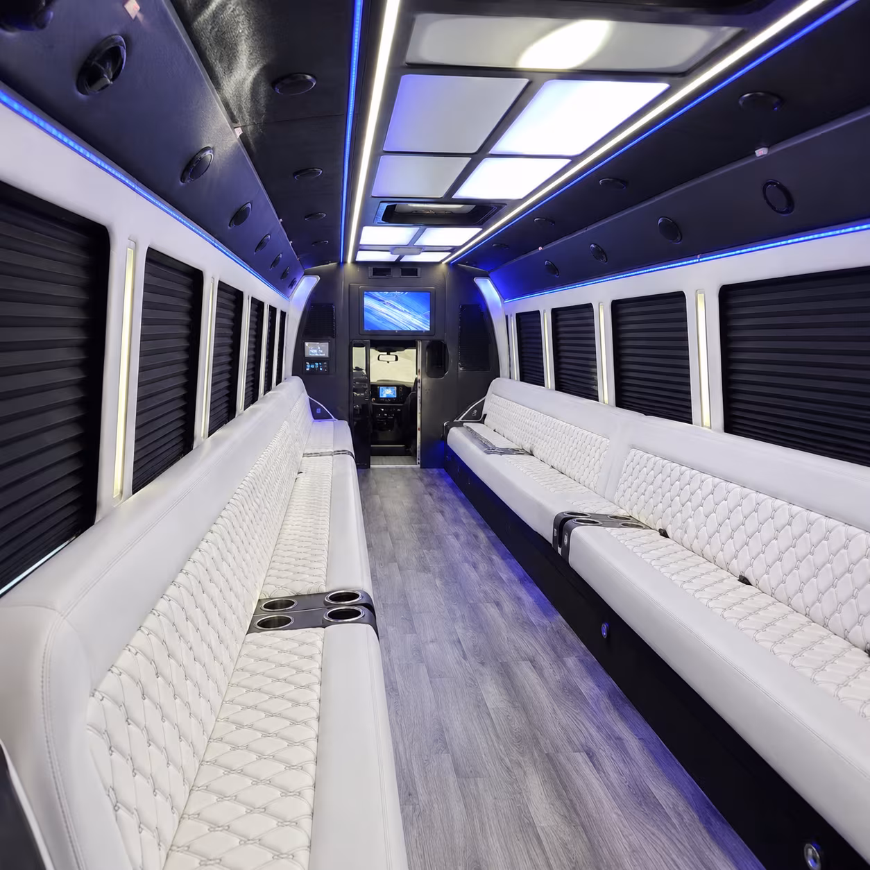 cincinnati corporate retreat shuttle bus rentals