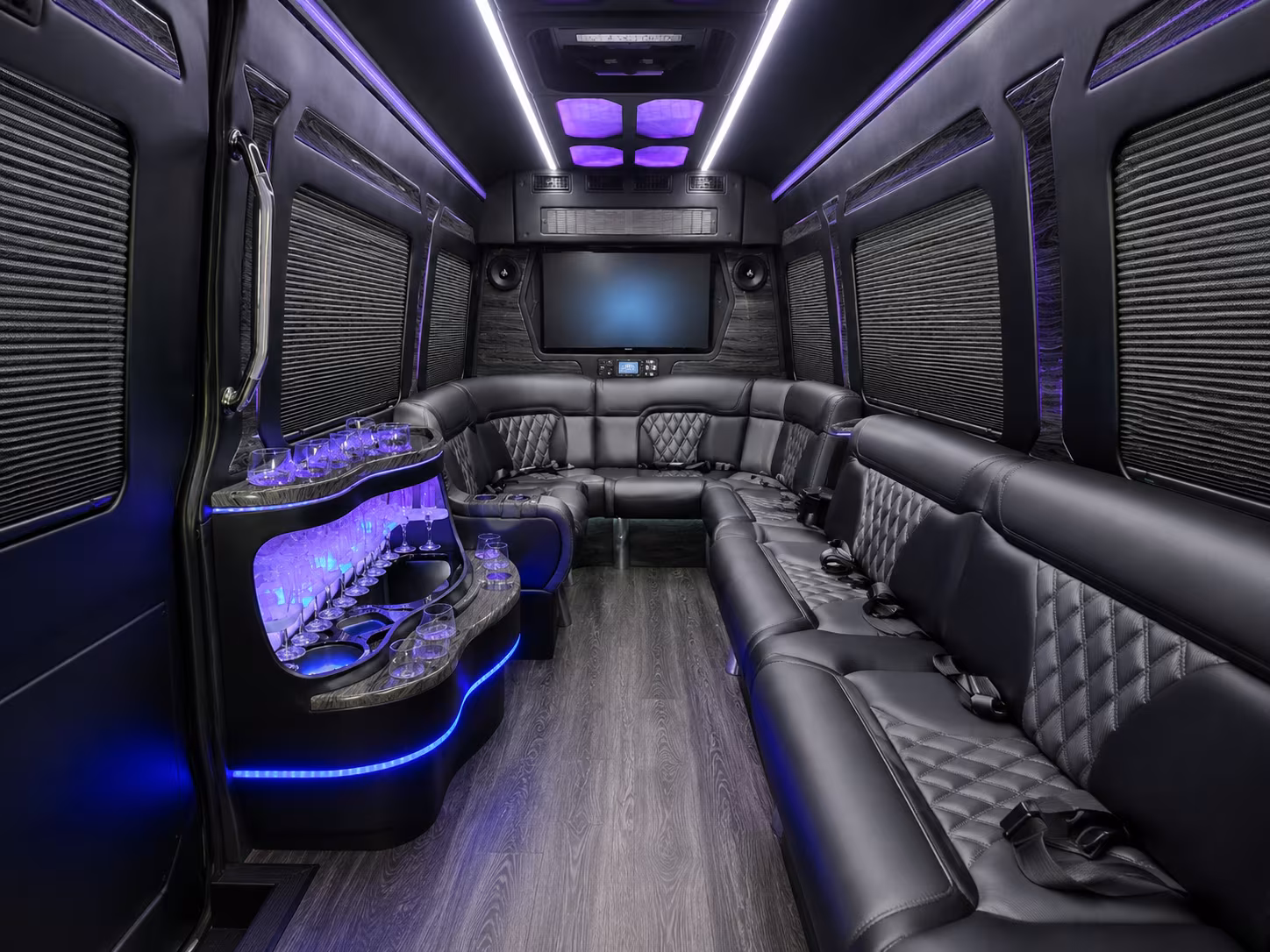 cincinnati custom day trip and driving tour bus rentals
